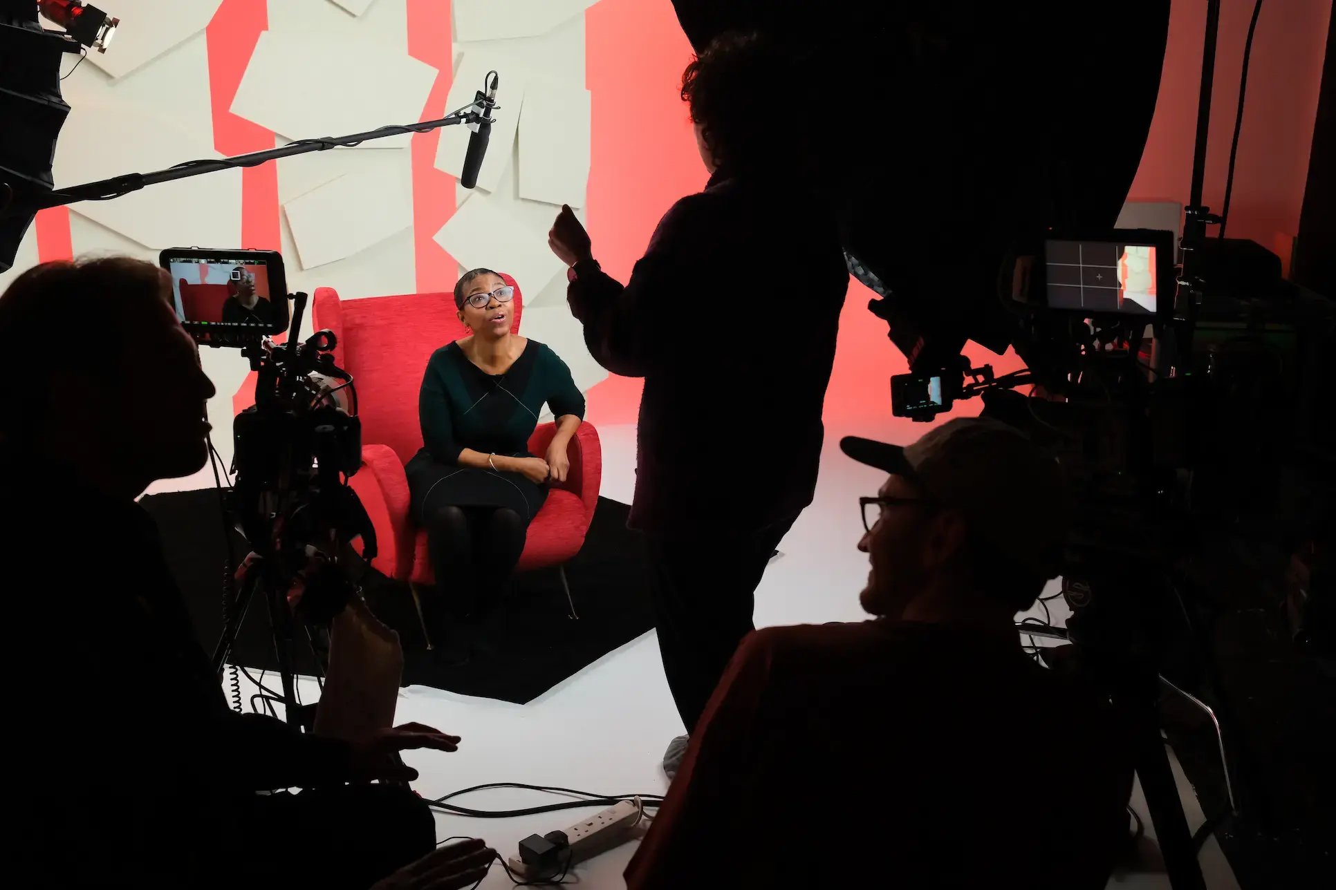 bEHIND THE SCENES ON BEARJAM SHOOT CORPORATE
